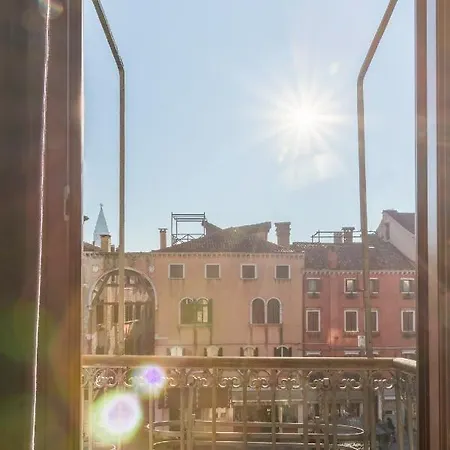 Rialto Canal View With Terrace And Balcony By Wonderful Italy * Venice