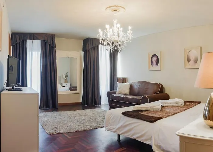 Rialto Canal View With Terrace And Balcony By Wonderful Italy